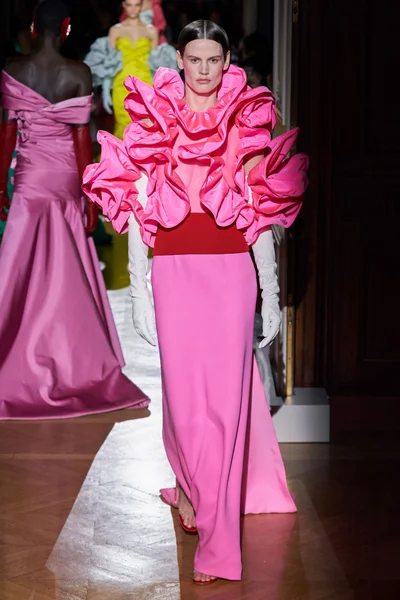 Look 70